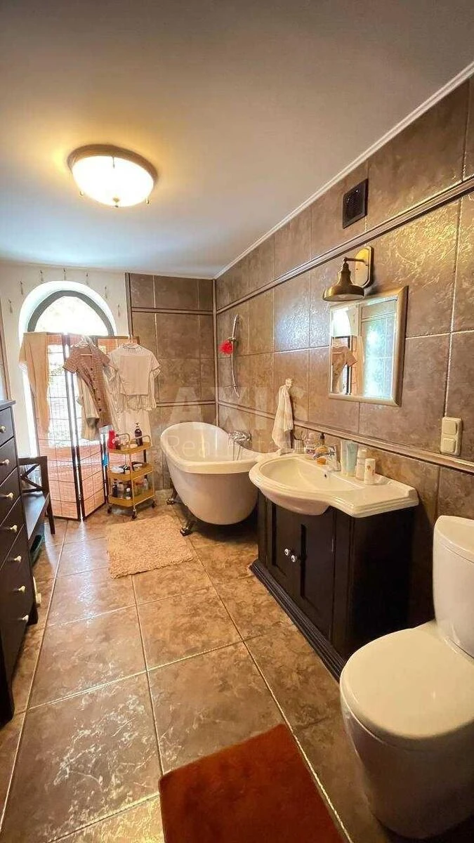 House vul. Kvitky-Osnov'janenka, 244m2, Kyiv city467261