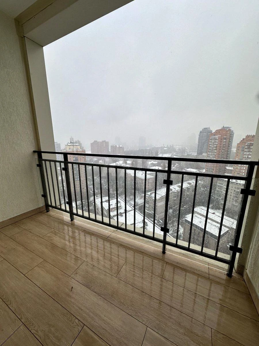3к квартира ул. Василия Тютюнника 28А679329