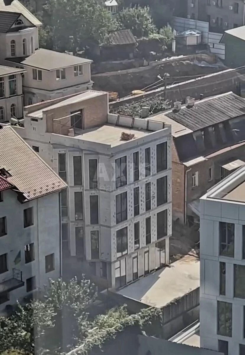 Trade object vul. Strutyns'kogo Sergija 7, 543m2667664