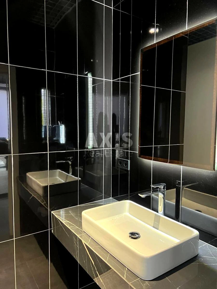 Офис пр-т Бандеры Степана 7, 760м2593859