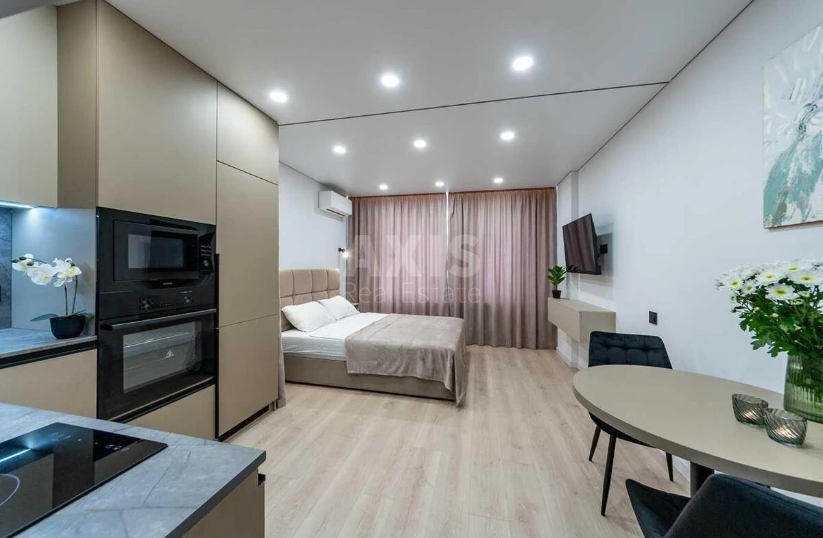 1k apartment vul. Revuc'kogo 52711463