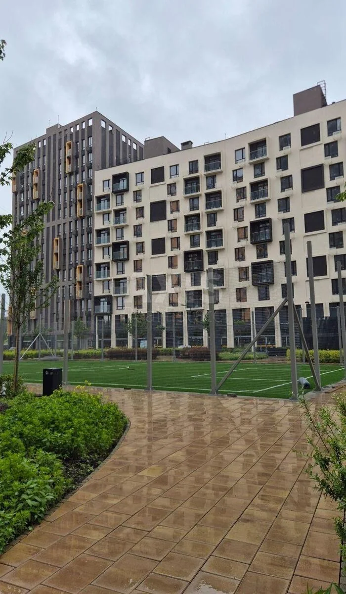 1k apartment shose Stolychne 10