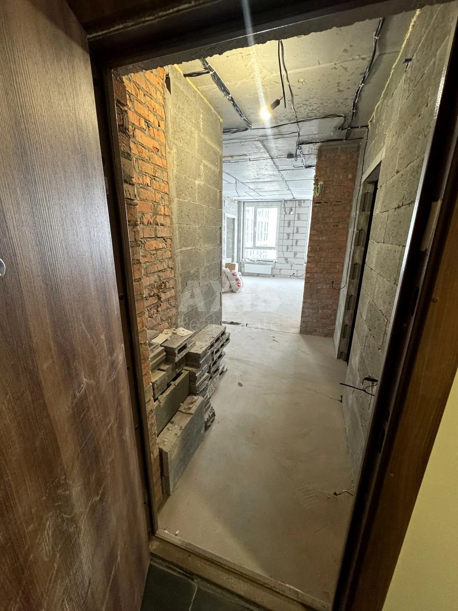 2k apartment vul. Oleksandra Olesja 8/17672840