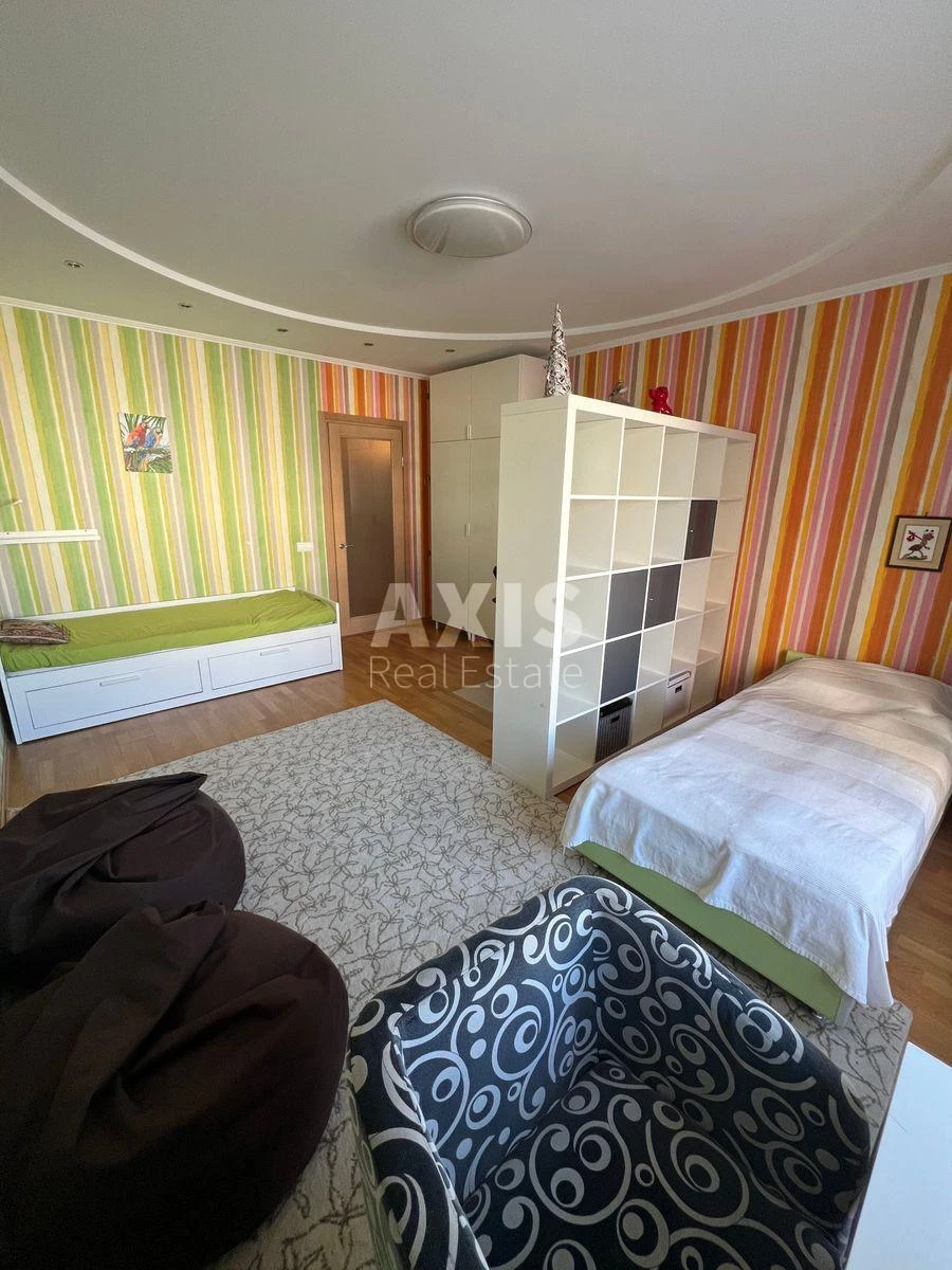 2k apartment vul. Yulia Zdanovska sixty amps529524