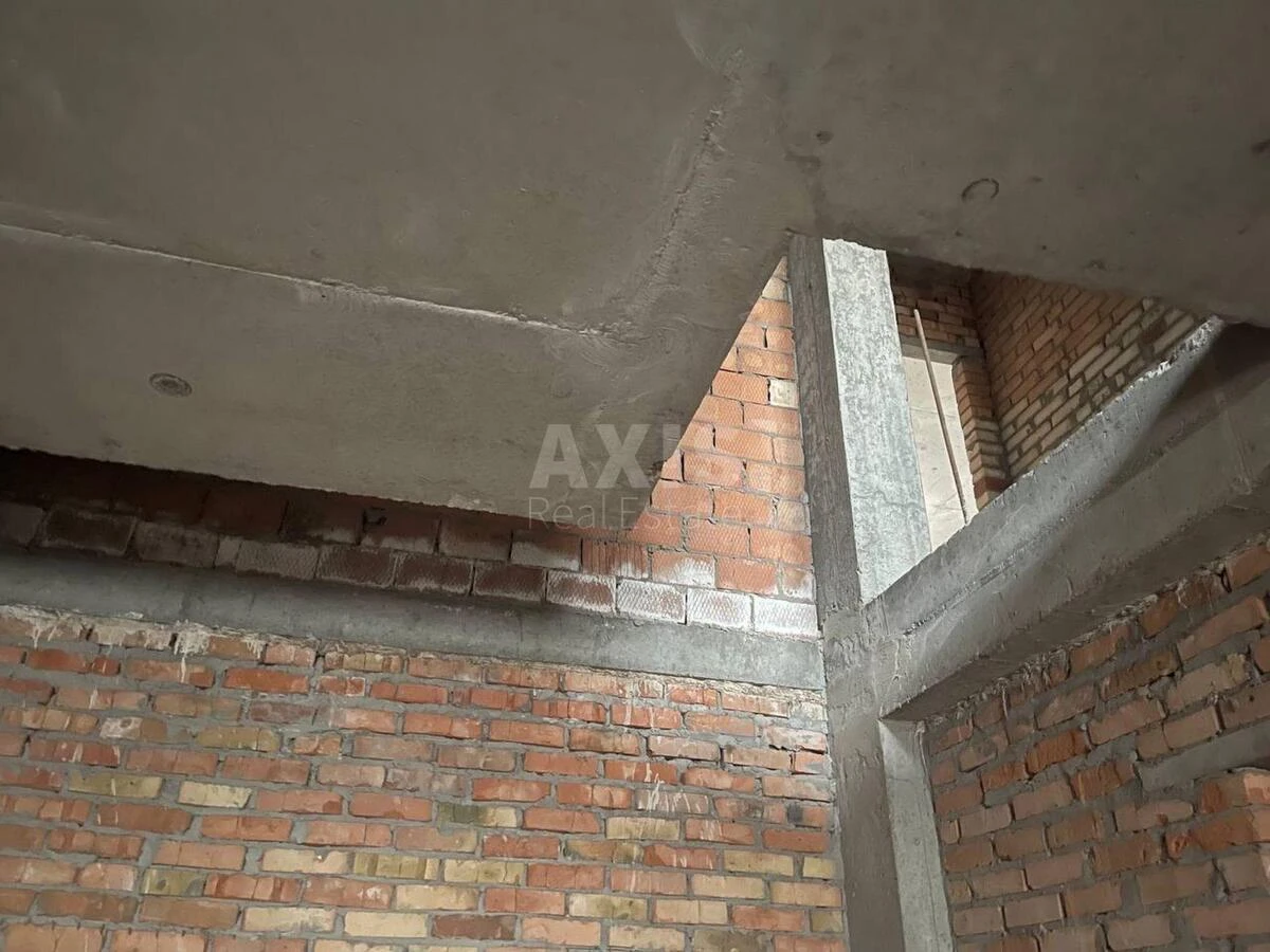5k apartment vul. Ahmatovoi' Anny 13Д697844