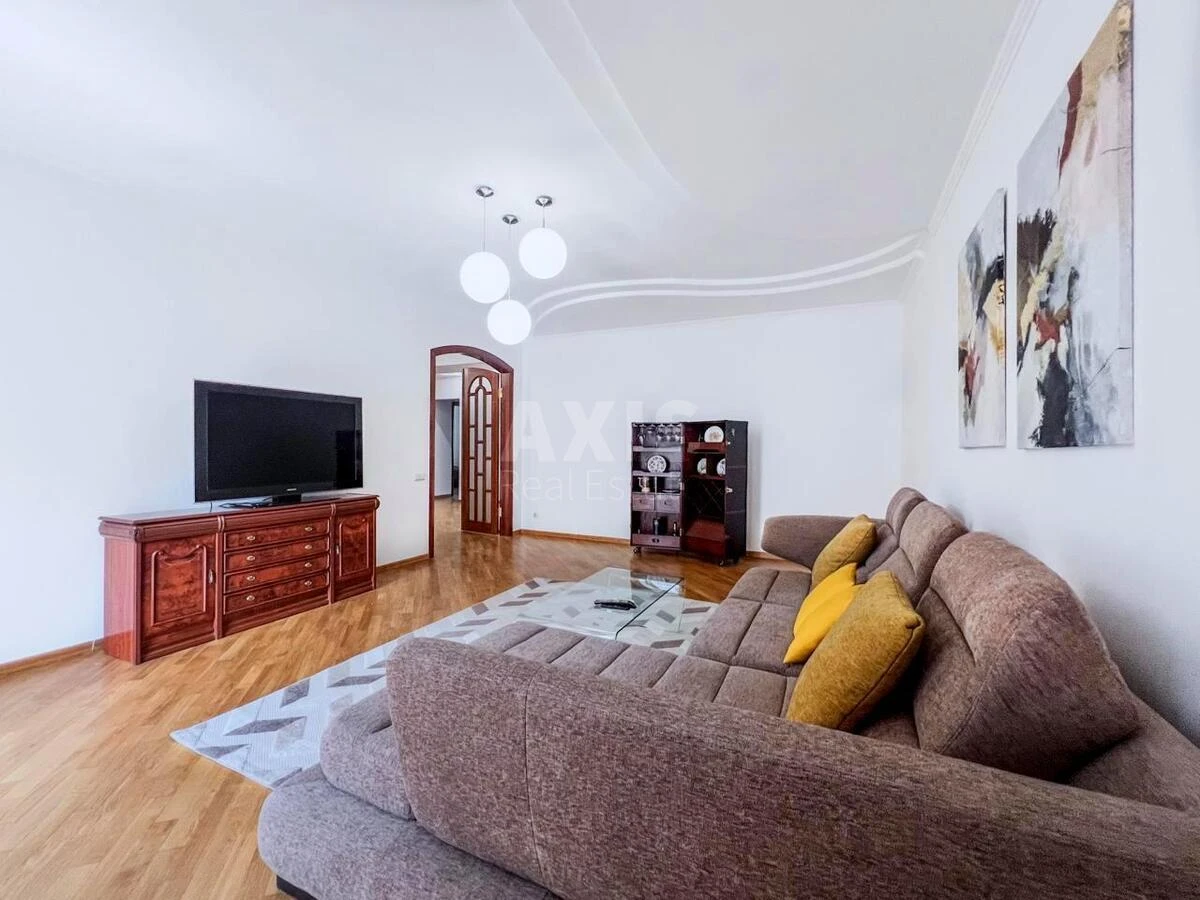 4k apartment vul. Hmel'nyc'kogo Bogdana 80702461