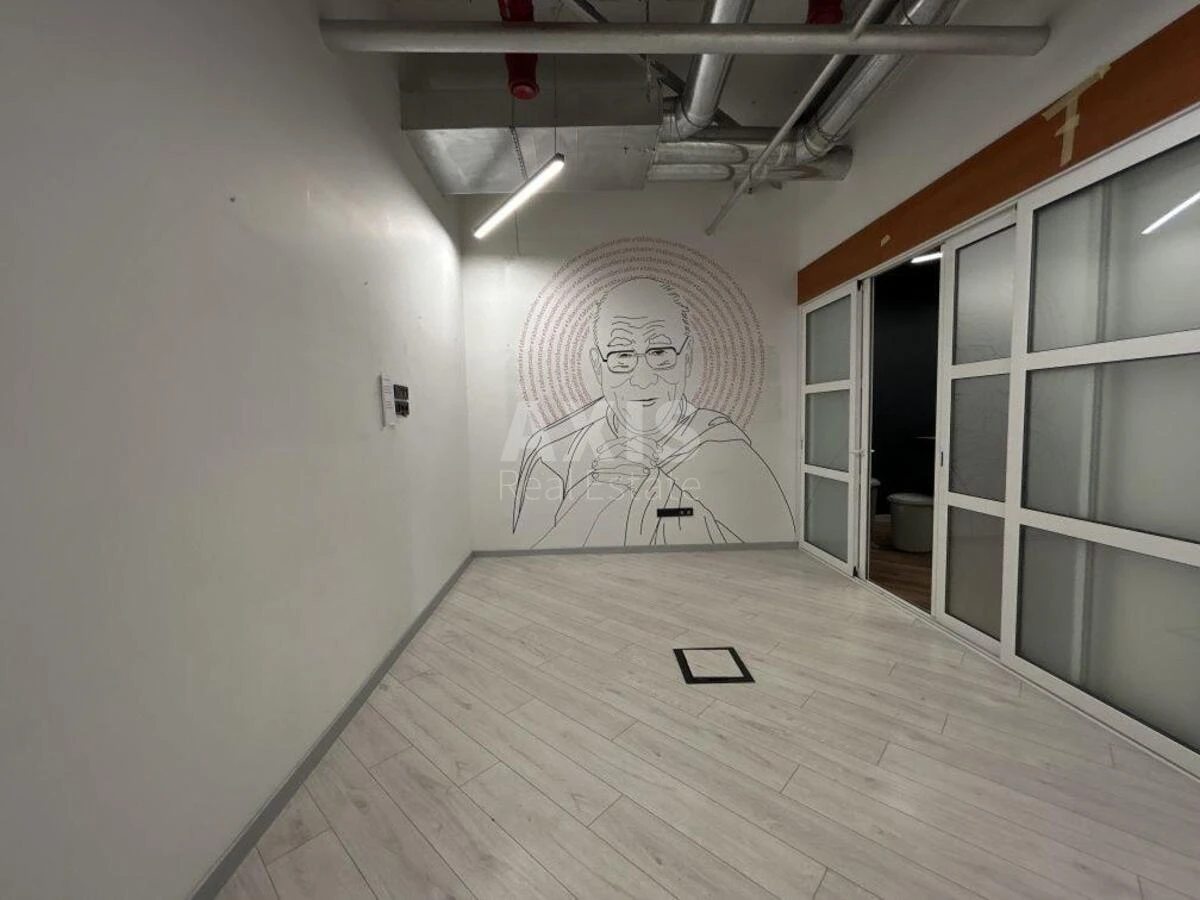 Office vul. Velyka Vasyl'kivs'ka 72, 322m2717085