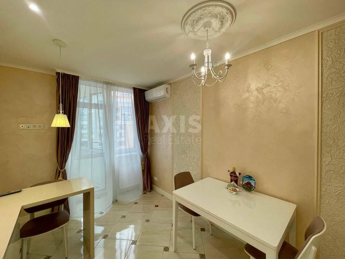 2k apartment vul. Yulia Zdanovska 73Б583723