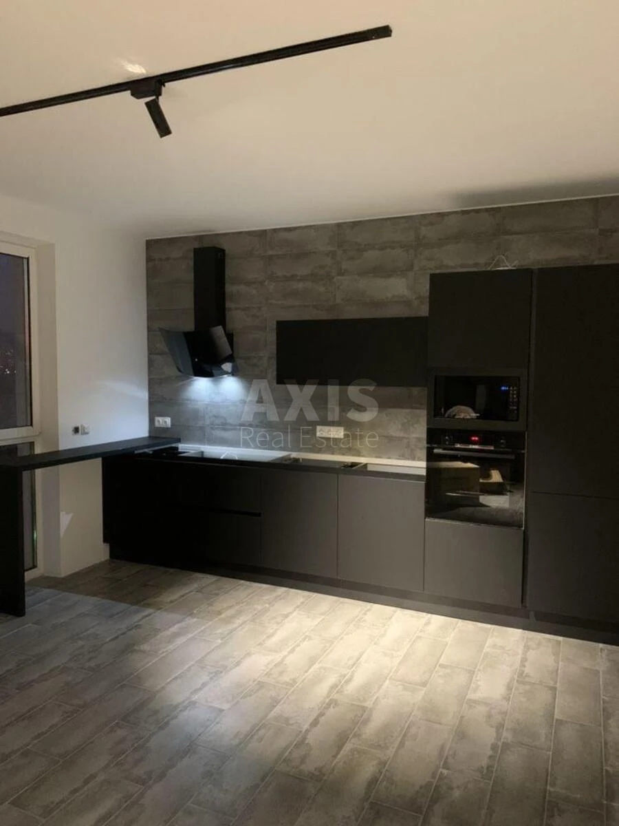 4k apartment vul. Zarichna 1Г69968