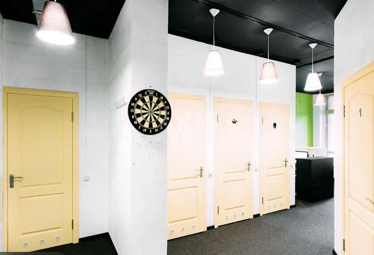 Объект торговли ул. Михаила Максимовича 3Г, 210м2652714