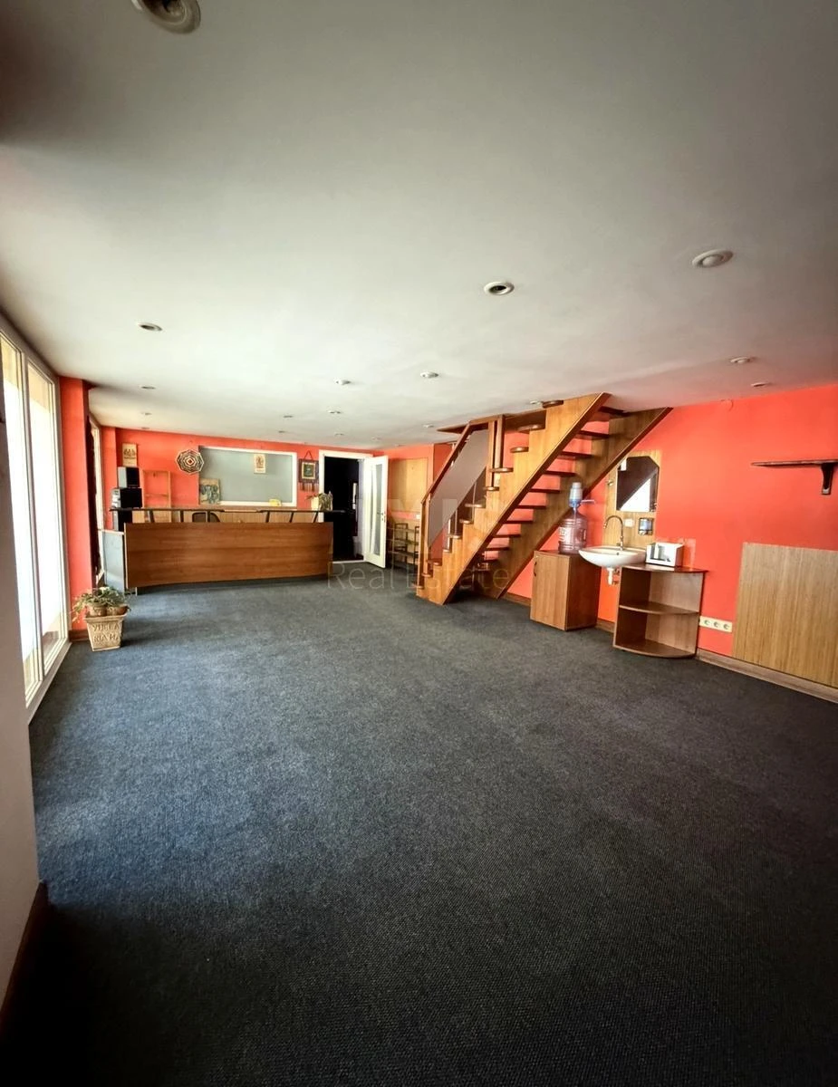 Office vul. Rudenko Larysy 6, 125m2668938