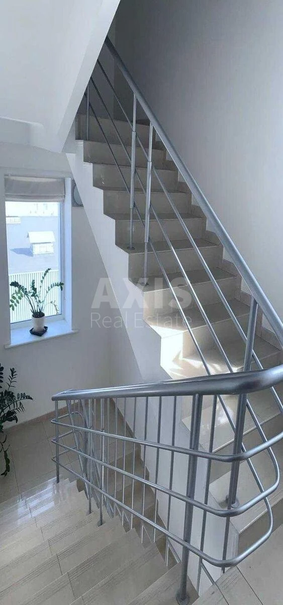 Office vul. Velyka Vasyl'kivs'ka 57/3, 623m26723311