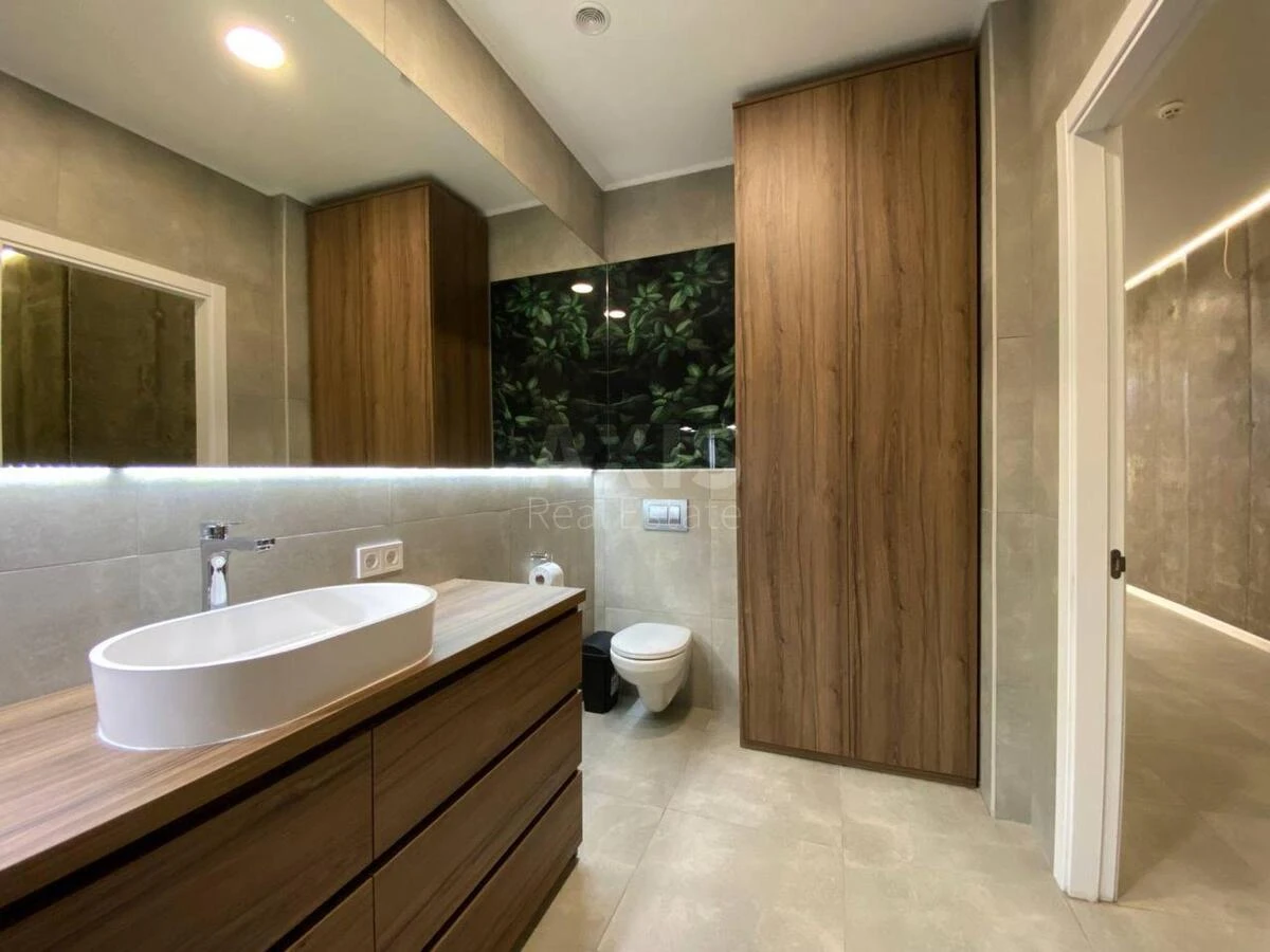 Office uzv. Klovs'kyj 7, 130m26733719