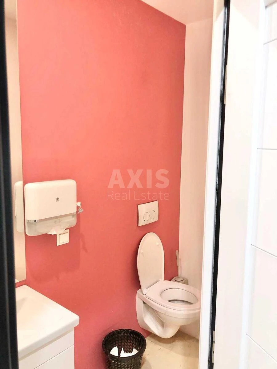 Office vul. Vozdvyzhens'ka 51А, 135m2680197