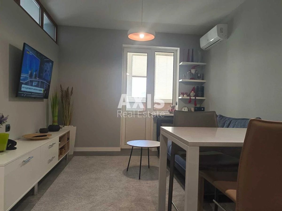 1k apartment vul. L'vivs'ka 15386950