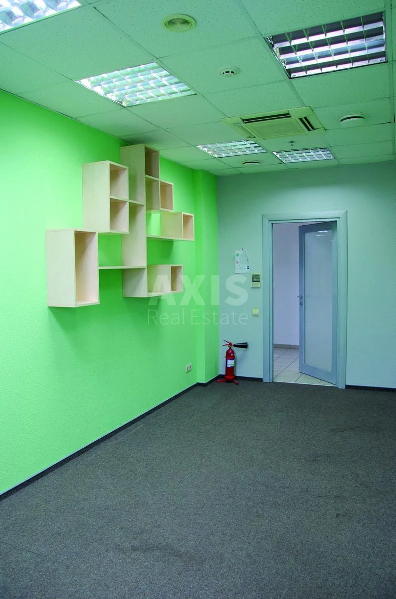 Office vul. Geroi'v Kosmosu 4, 1775m26779713