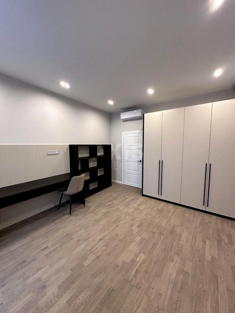 3k apartment vul. Vasylya Tyutyunnyka 28А679327