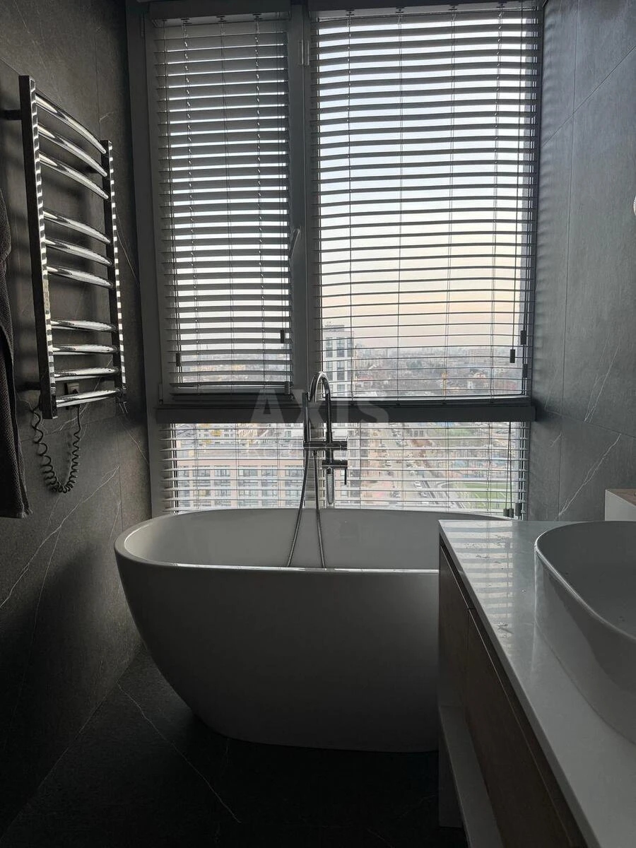2k apartment vul. Saljutna 2Б713659