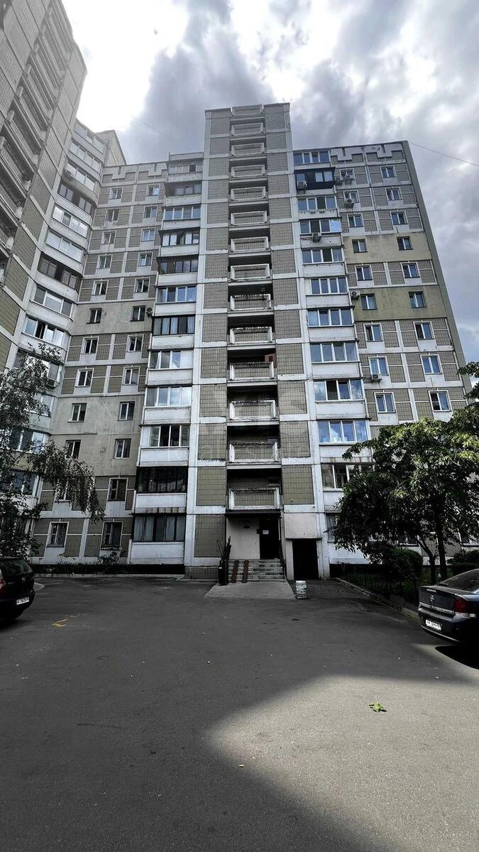 2k apartment vul. Dragomanova 237137810