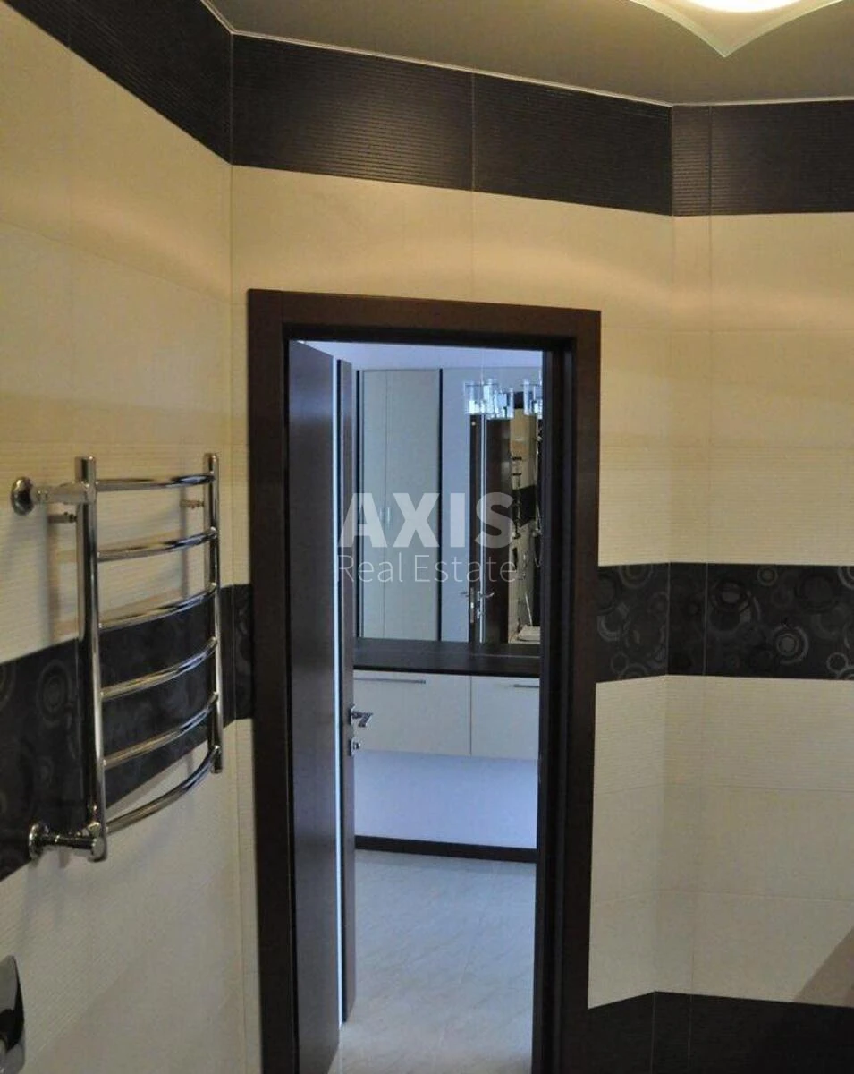 2k apartment vul. Feodosijs'ka 3B6805811