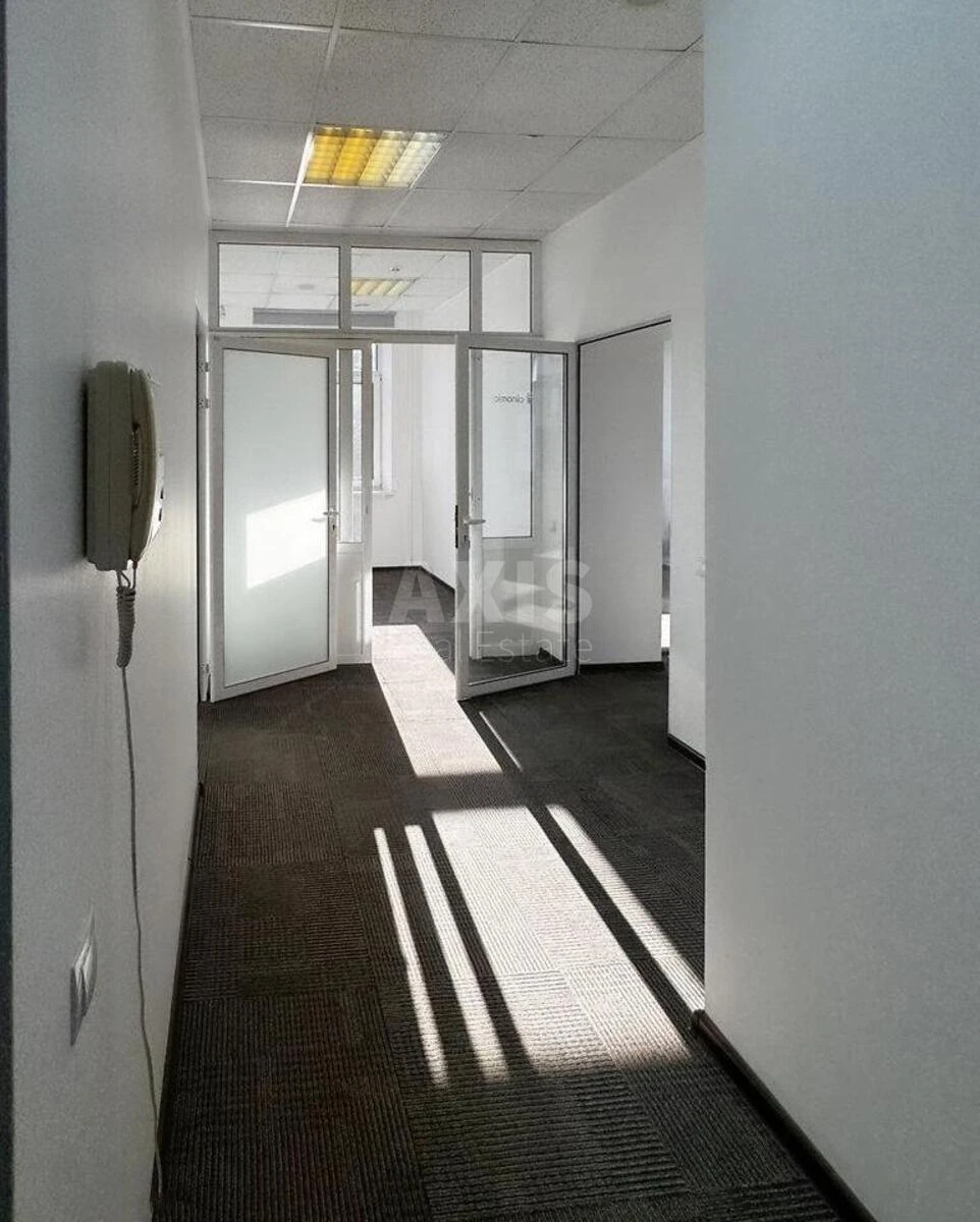 Office vul. Pymonenka Mykoly 13, 446m2650700