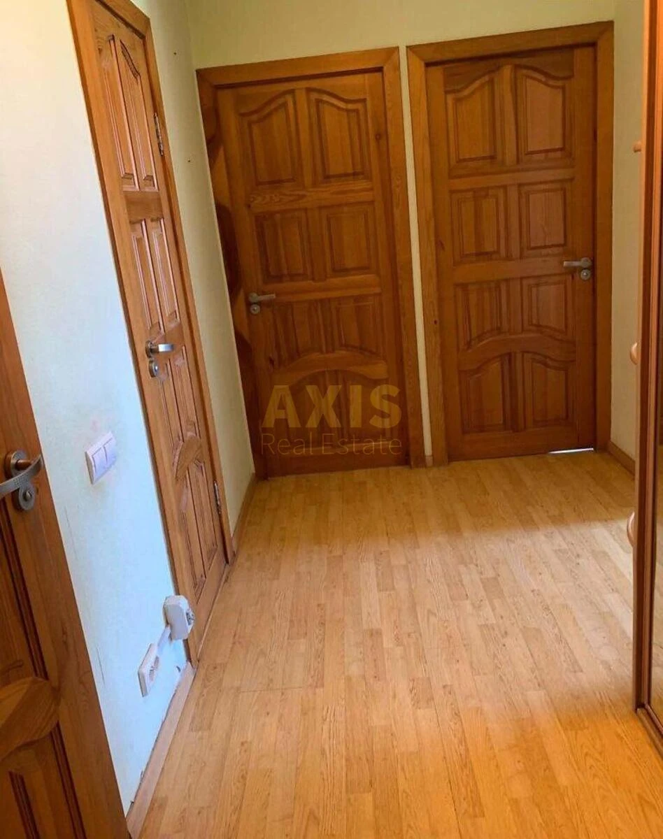2k apartment pr-t Berestejskij 63/16962413