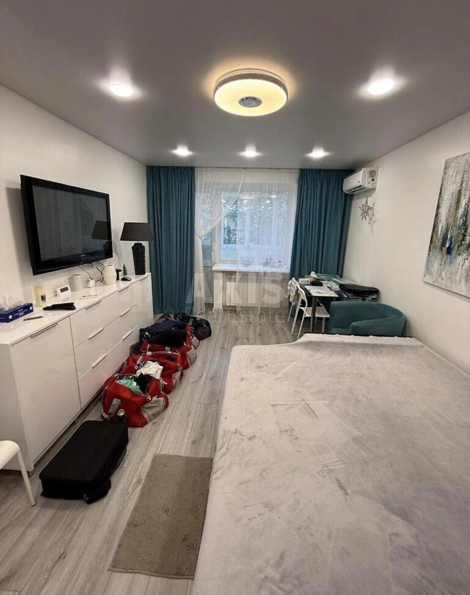 1k apartment vul. Rosijs'ka 31Б696838