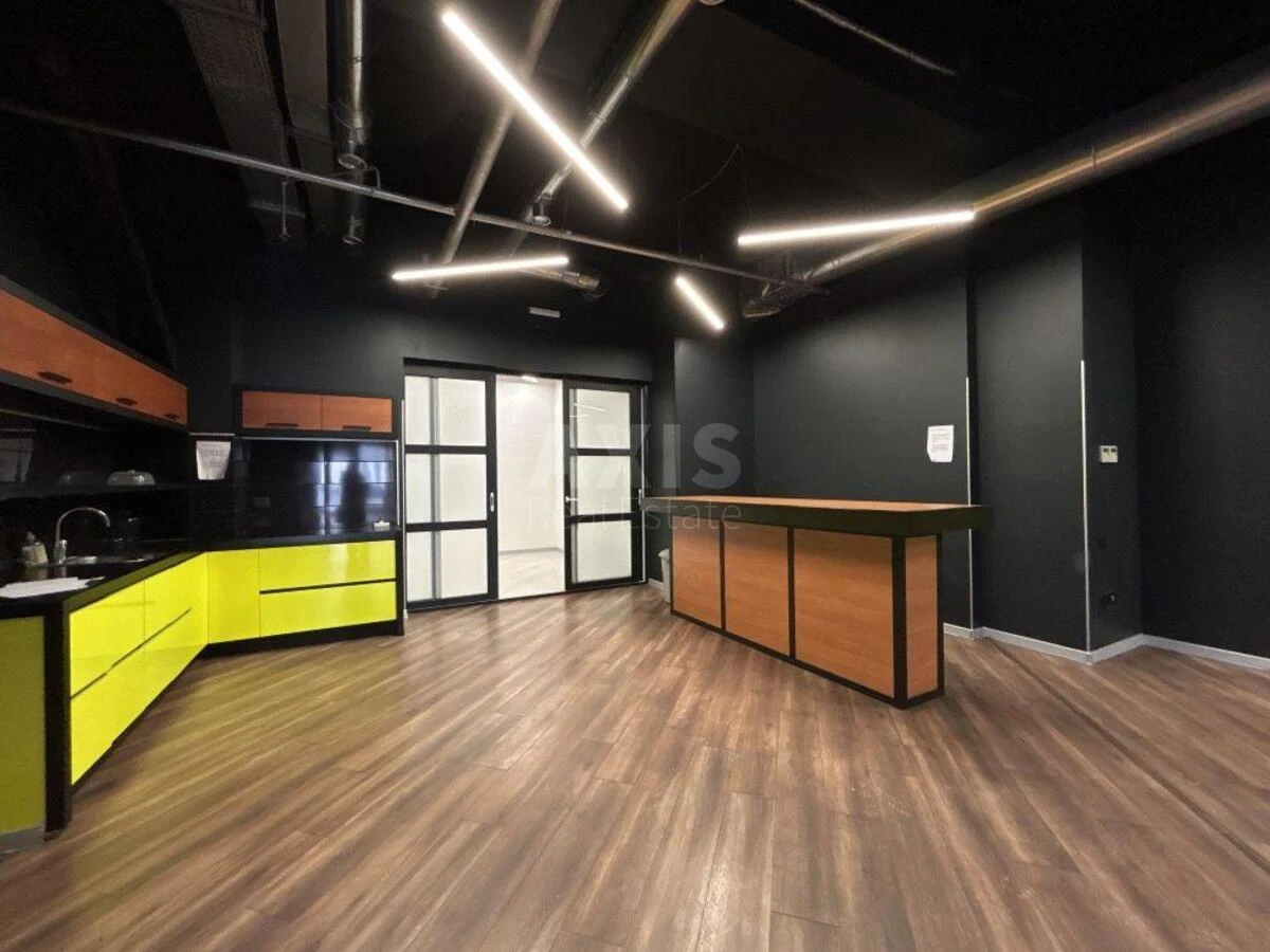 Office vul. Velyka Vasyl'kivs'ka 72, 322m2717086
