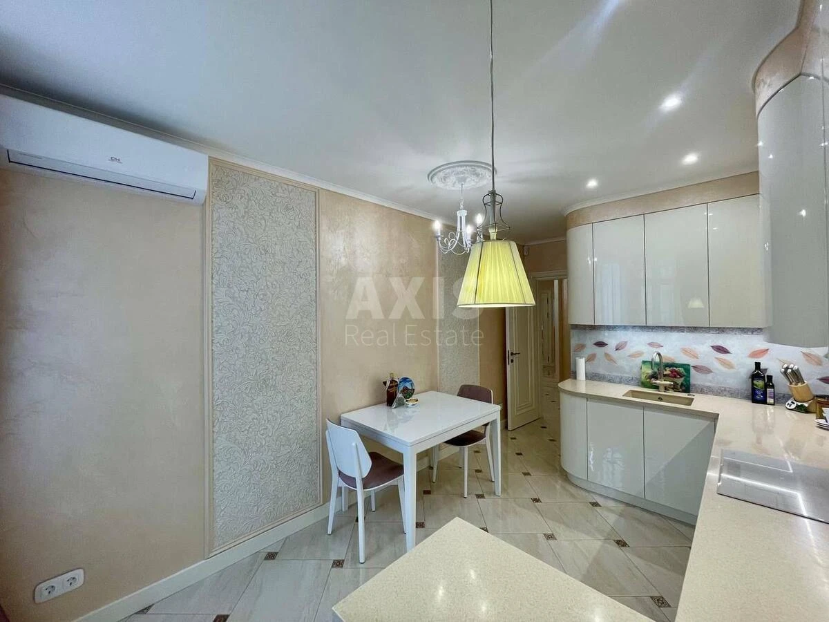 2к квартира ул. Юлии Здановской 73Б583724