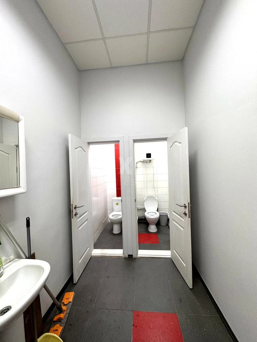 Office vul. Stal's'kogo Sulejmana 32, 232m2629372