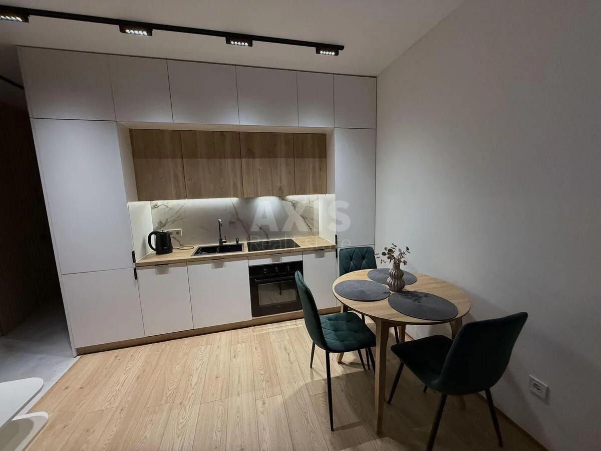 1k apartment vul. Saljutna 2Б