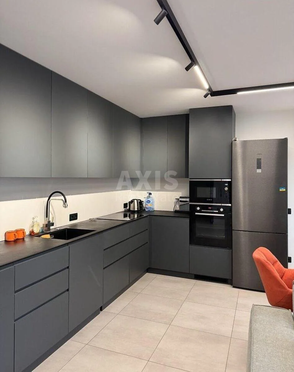 3k apartment vul. Glybochyc'ka 73