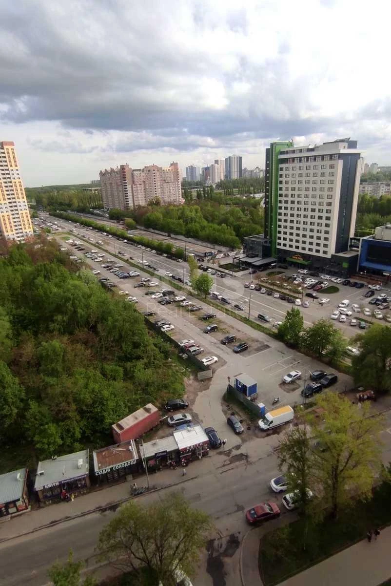 3k apartment vul. Yulia Zdanovska 60/57058617