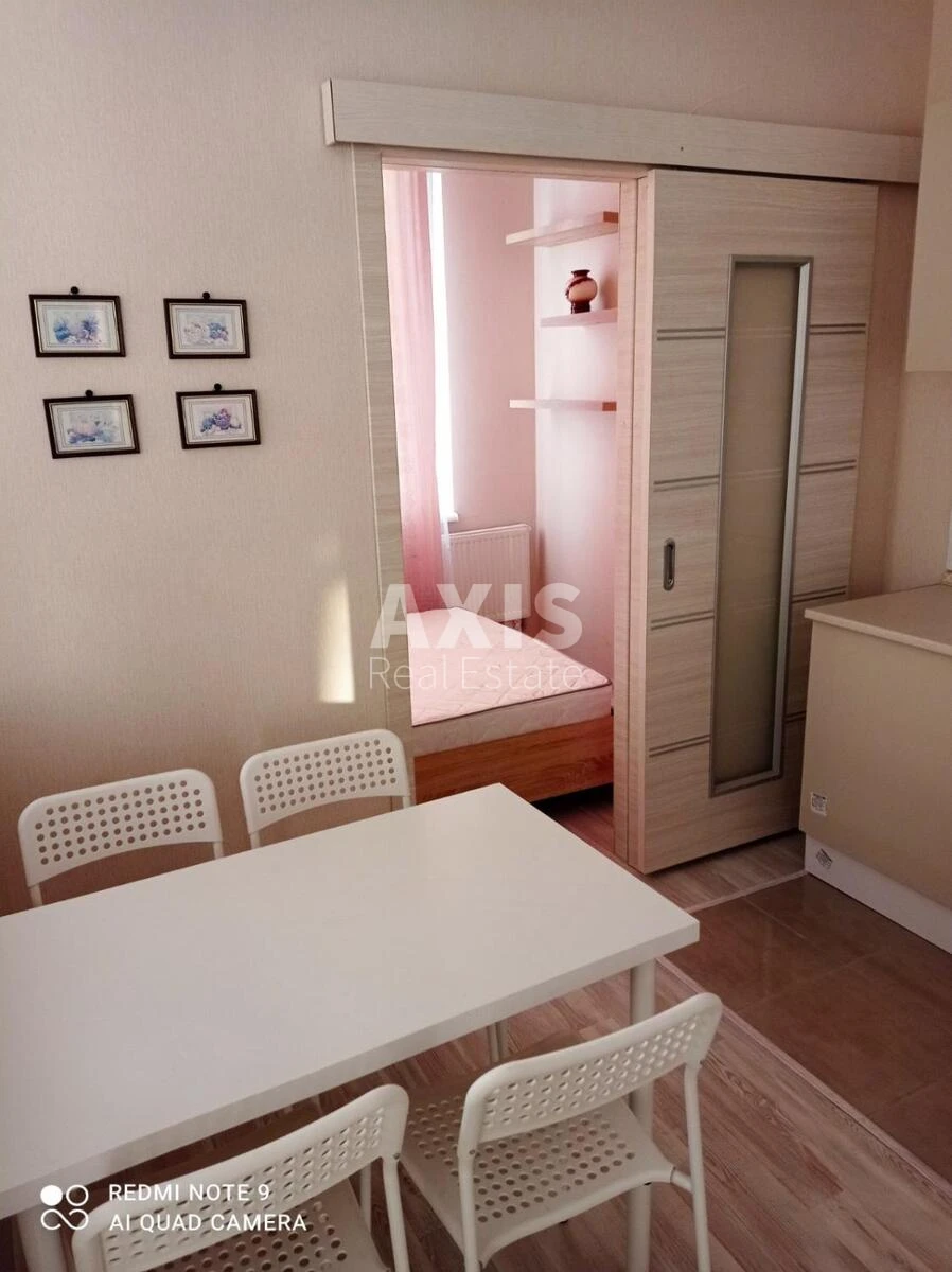 2k apartment vul. Nagirna 16660390