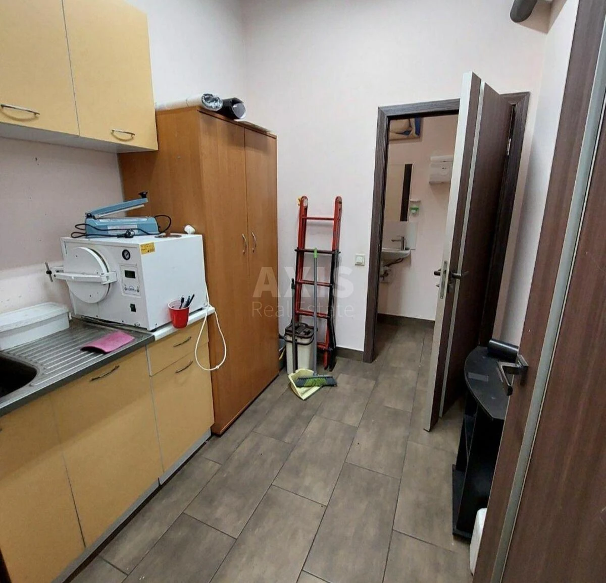 Объект торговли ул. Евгения Коновальца 44А, 58м2672482