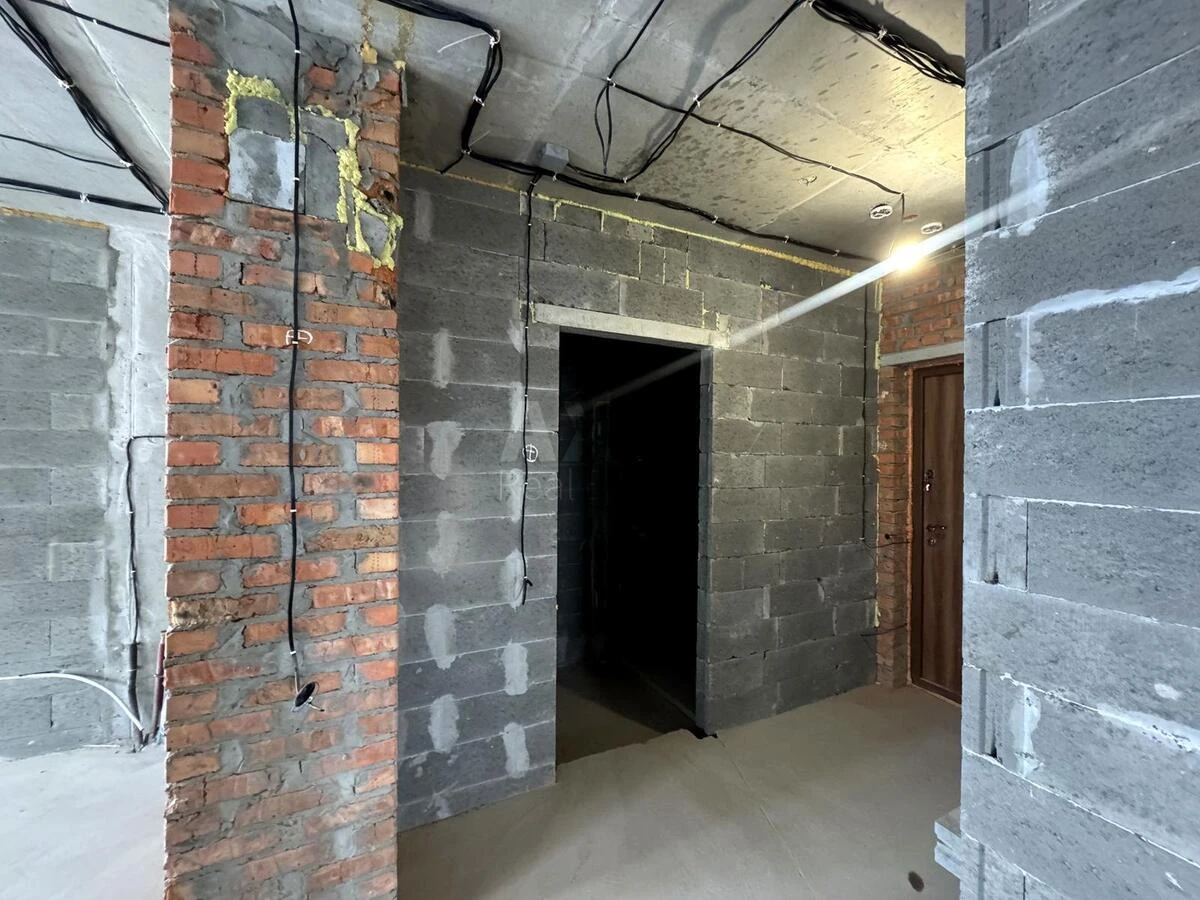 2k apartment vul. Oleksandra Olesja 8/17672842