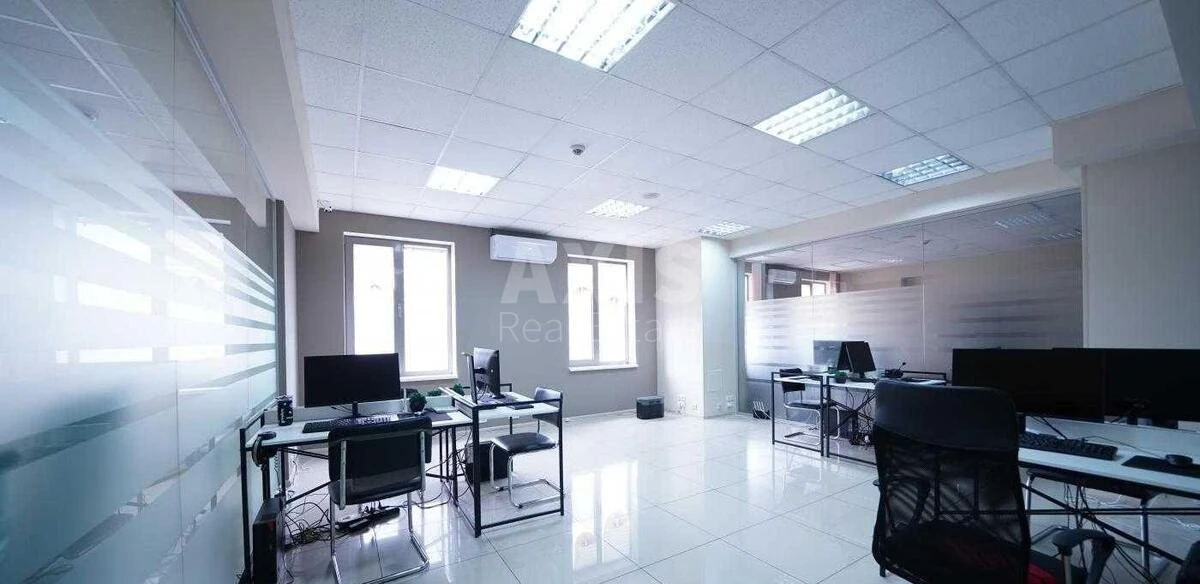 Office vul. Velyka Vasyl'kivs'ka 72, 400m2673267