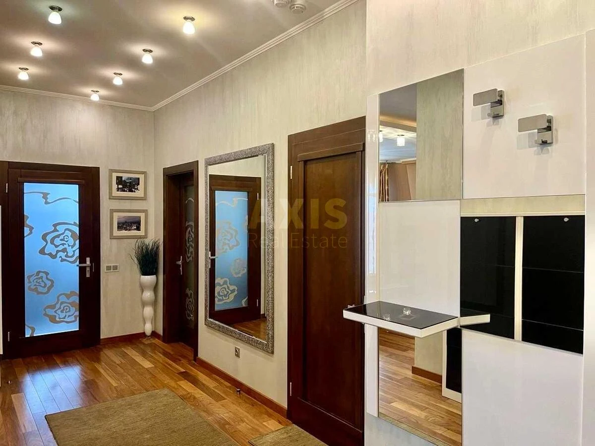 3k apartment vul. Laboratorna 87045310