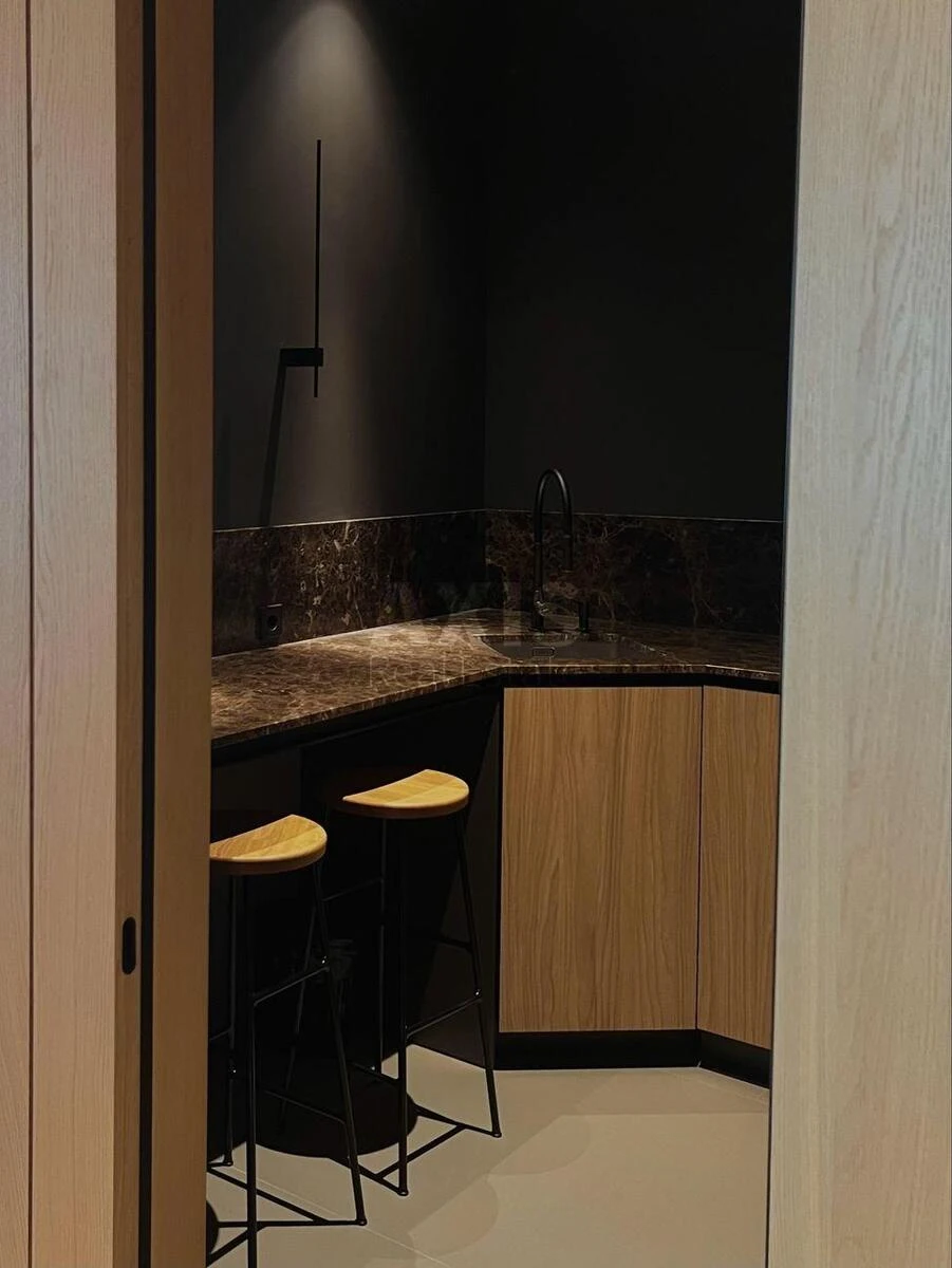 Office uzv. Klovs'kyj 7, 162m26005710