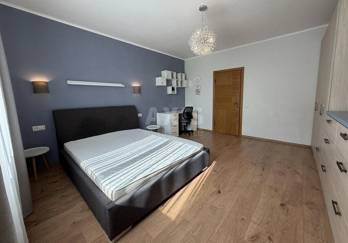 2к квартира ул. Семьи Стешенкив 9709997