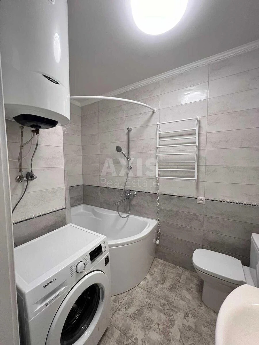 4k apartment vul. Myhajla Maksymovycha 3Д6612810