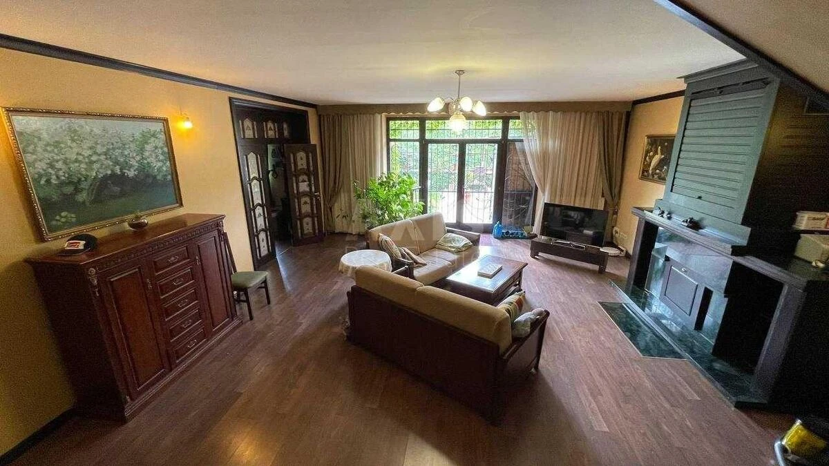 Дoм ул. Квитки-Основьяненко, 244м2, город Киев467260