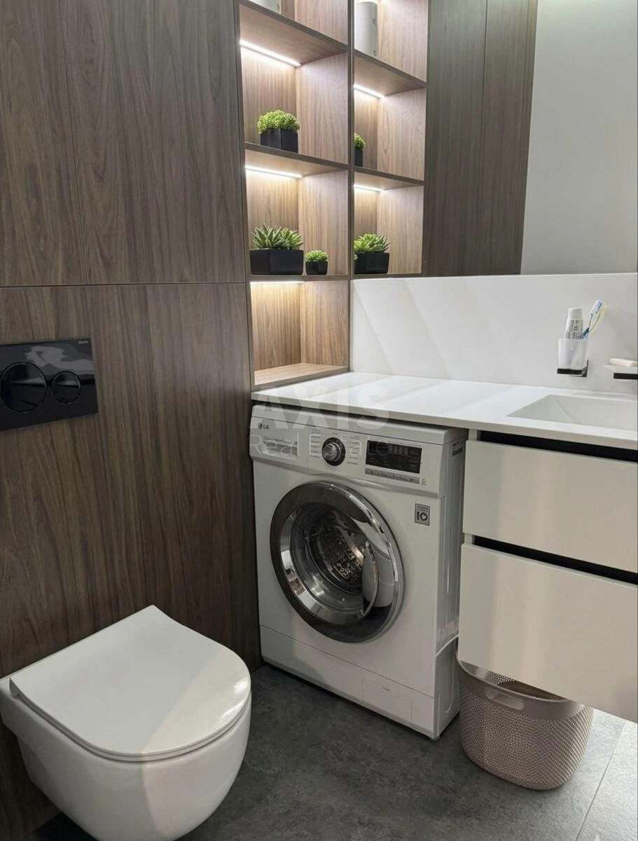 2k apartment vul. Saljutna 2Б7136510