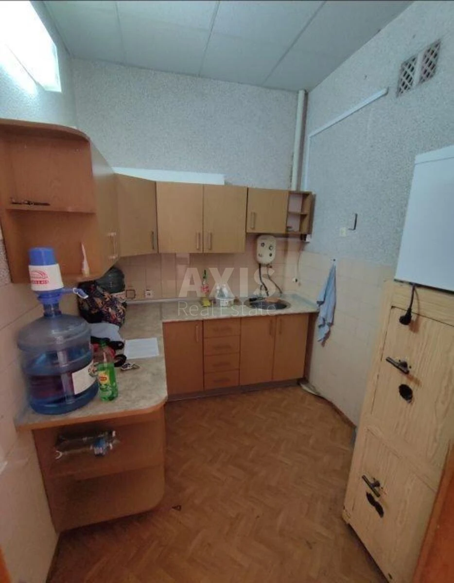 Office vul. Vasylevs'koi' Vandy 7, 70m2625195