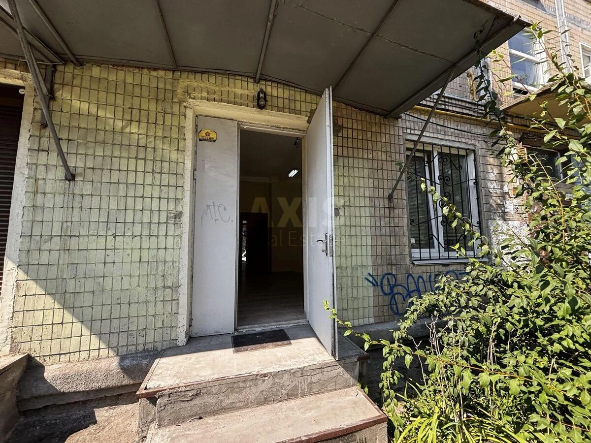 Trade object vul. Dmytra Bagalija 2, 60m2620009