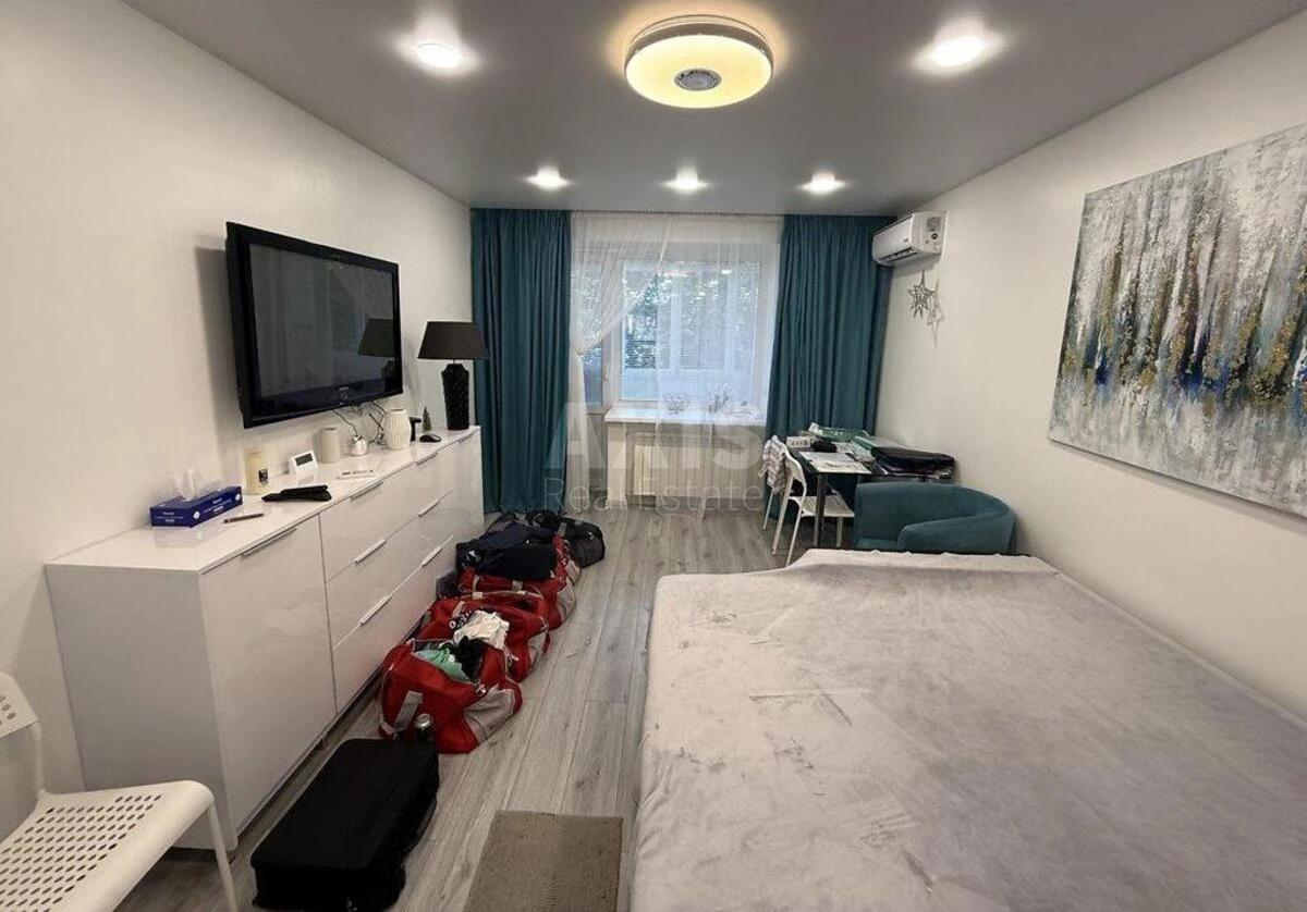 1k apartment vul. Rosijs'ka 31Б696839