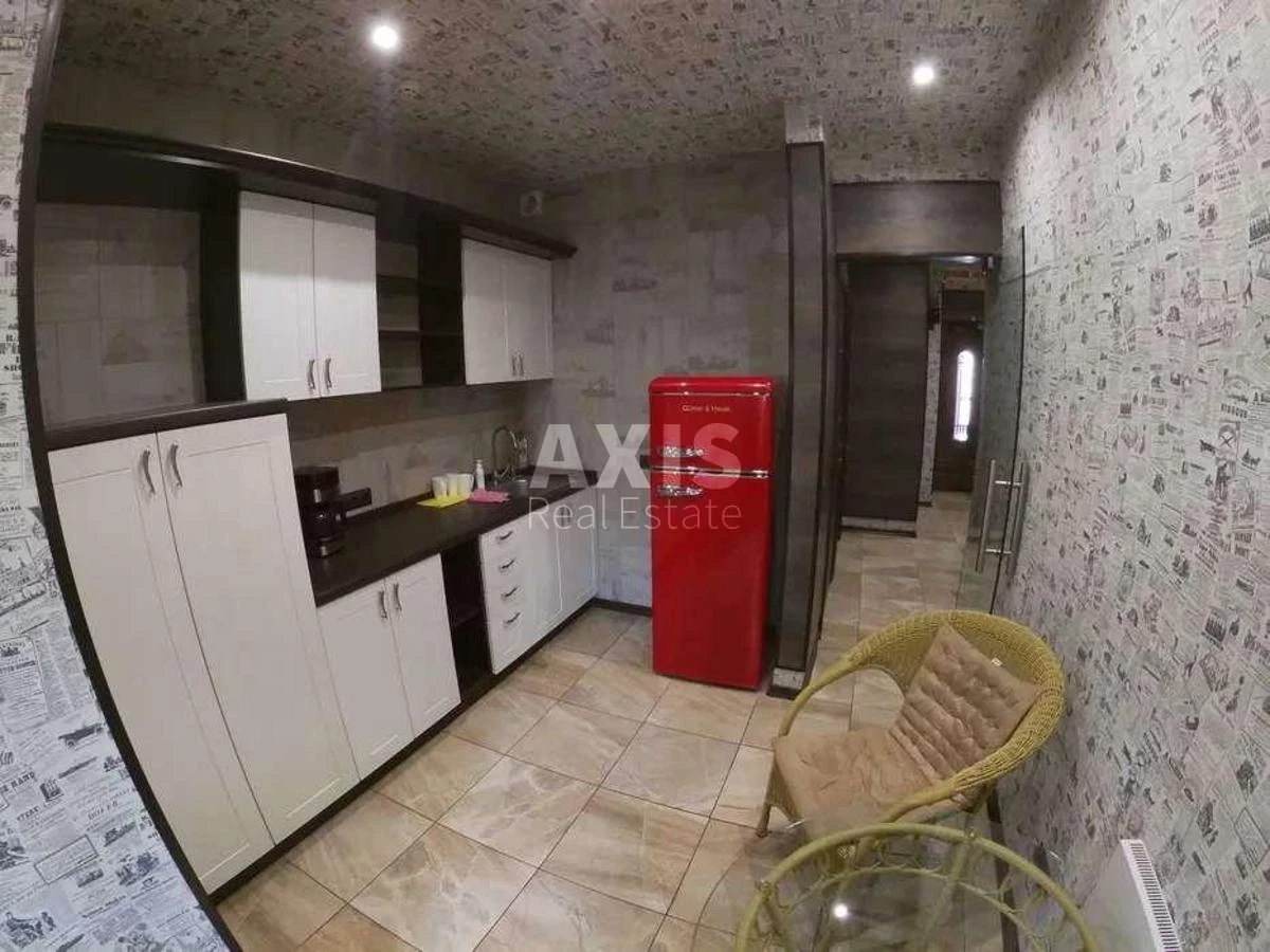 Office nab. Dniprovs'ka 26, 104m22302612