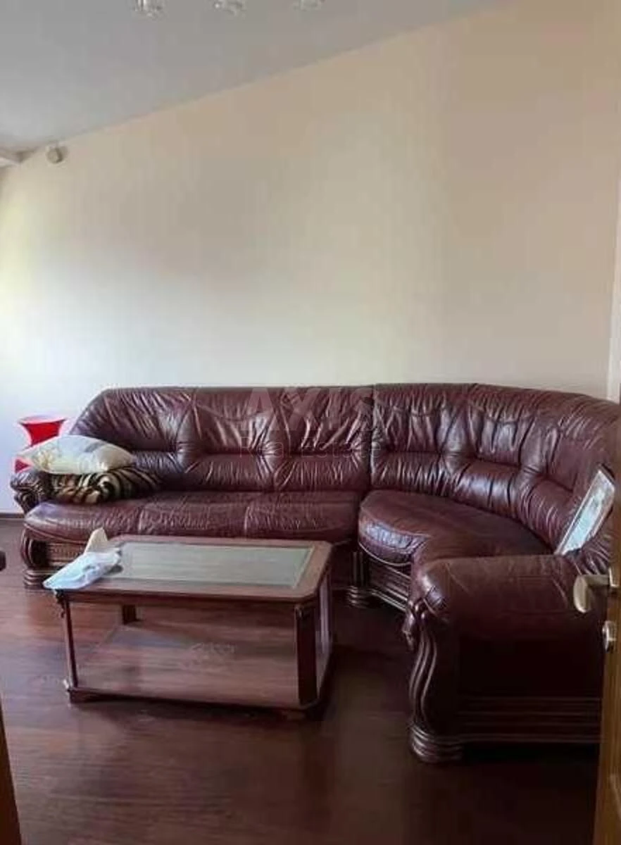 Office vul. Volodymyrs'ka 97/37, 500m2635015