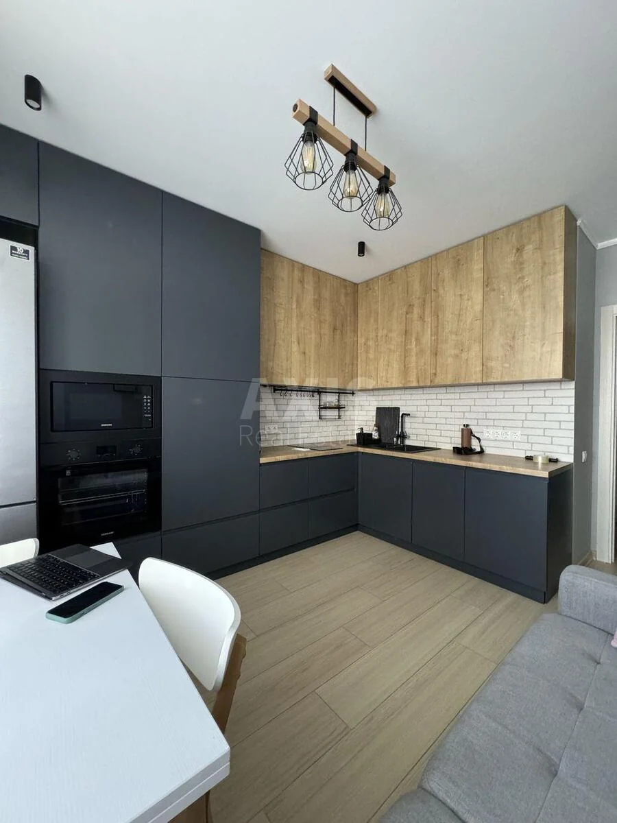 1k apartment vul. Junac'ka 4