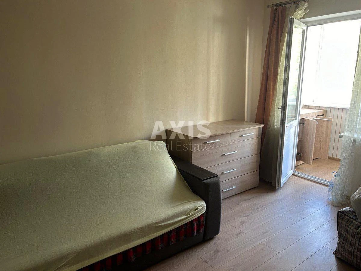 2k apartment vul. Pryozerna Десять вольт418105